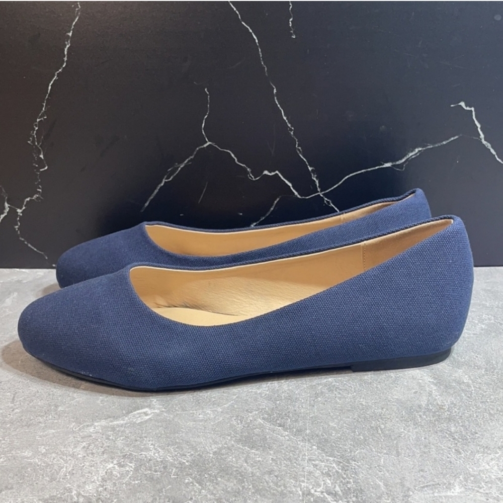 Aukusor Flats Navy Size 10.5